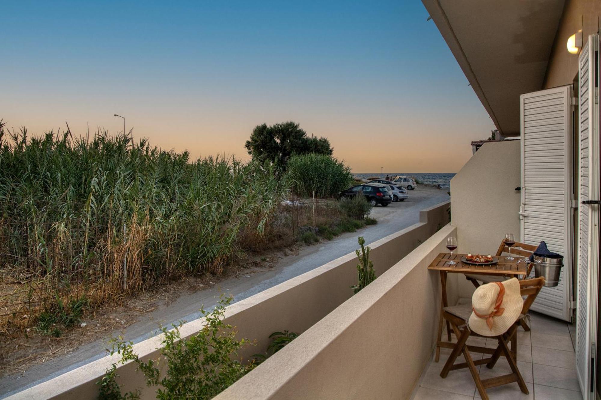 Myra Mare Suites By Estia Amoudara Lasithiou Esterno foto